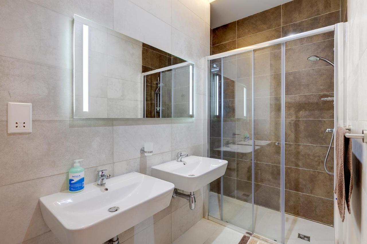 Spectacular Apartment Valletta And Harbour Views Sliema Exterior photo