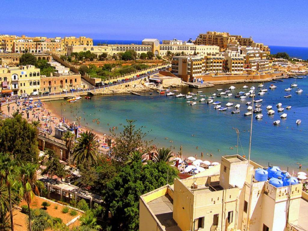 Spectacular Apartment Valletta And Harbour Views Sliema Exterior photo
